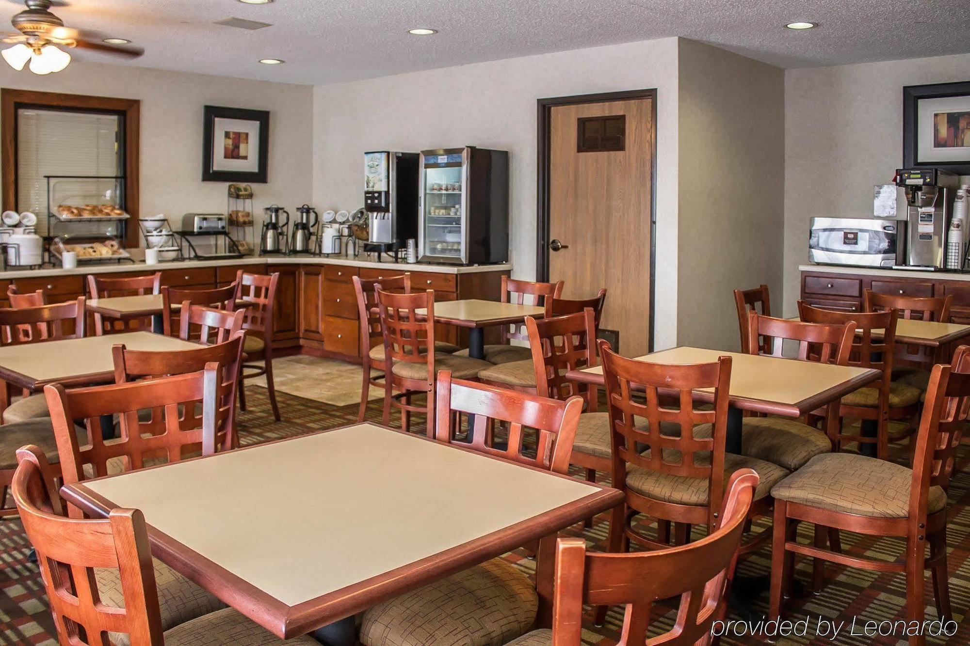 Quality Inn East Liverpool Exterior photo